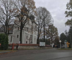 Ciężarna Gosia i 3-letnia Laura zginęły w wypadku. Trwa pogrzeb