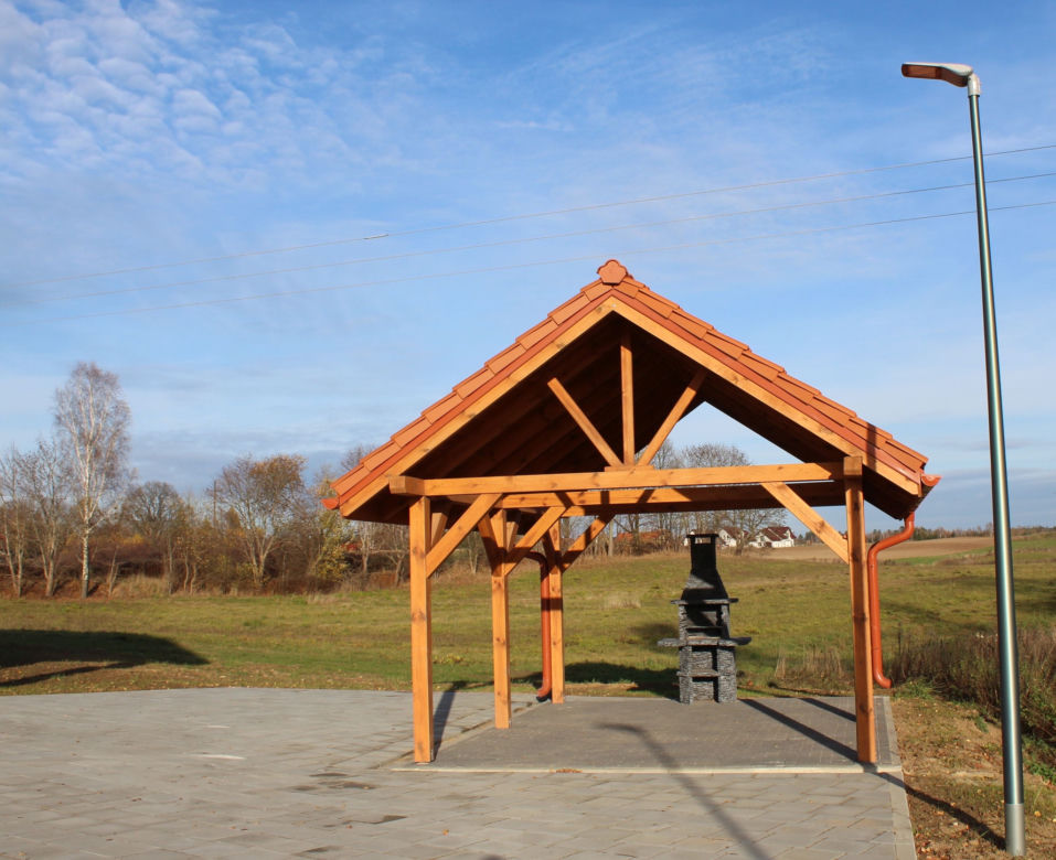 Wiejska świetlica w Ługwałdzie gotowa. Wyglądem nawiązuje do zabudowy regionalnej [ZDJĘCIA]