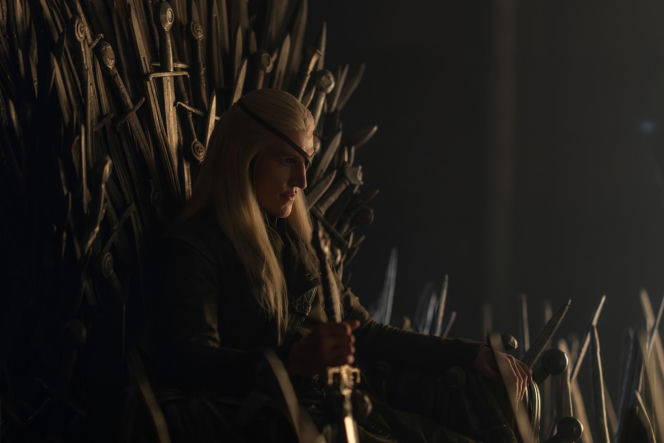 Ewan Mitchell jako książę Aemond Targaryen