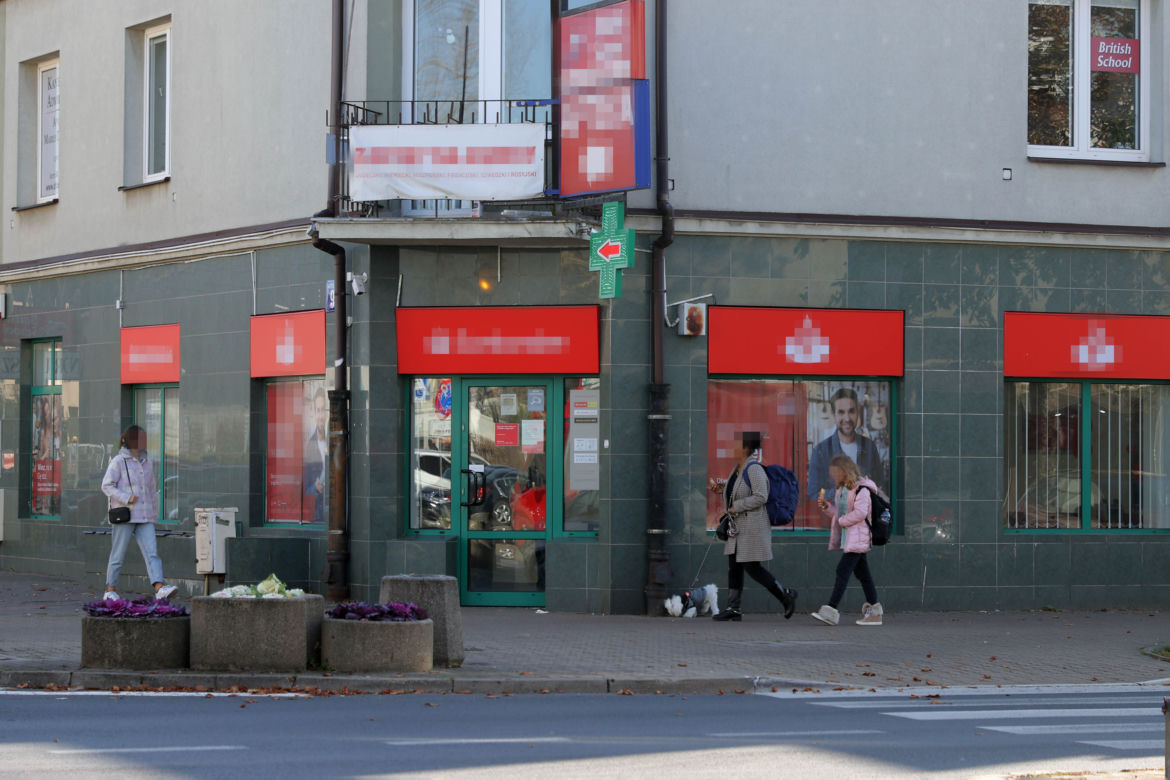 Ukradli w Legionowie 100 tys. zł i zgubili pościg. Policja pilnie poszukuje sprawców