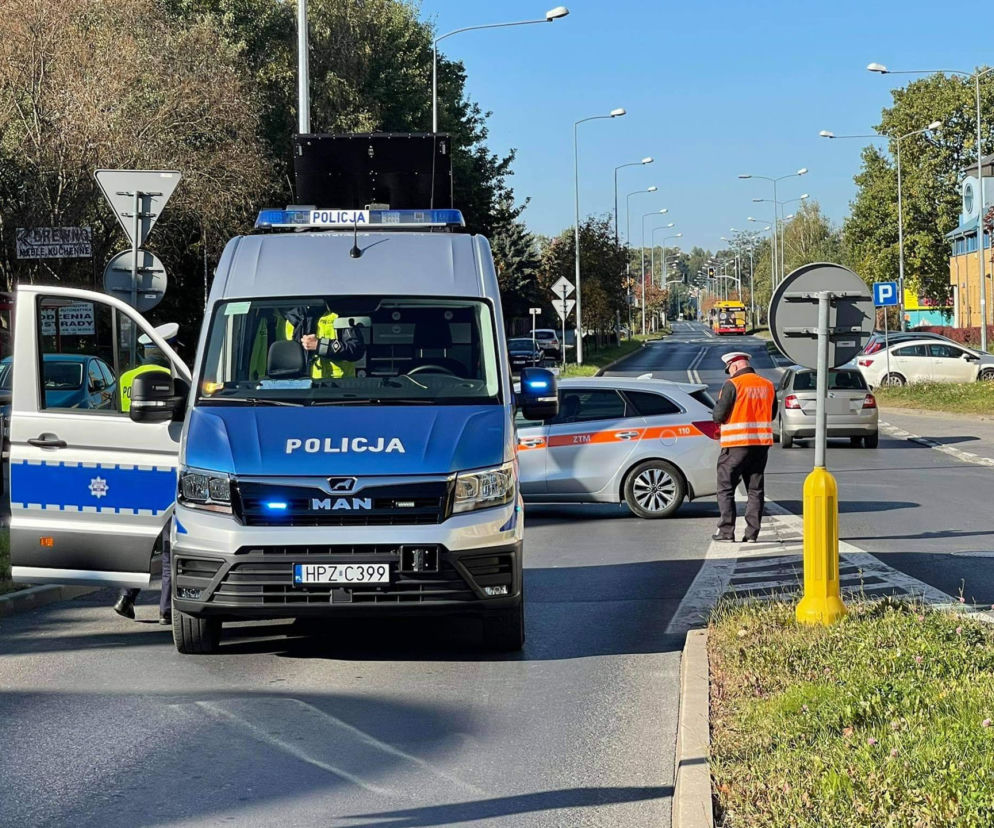 Makabra w Wesołej. Nie żyje kierowca audi