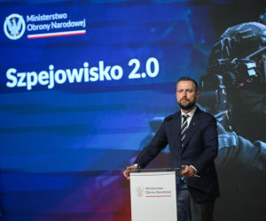 Szef MON Władysław Kosiniak-Kamysz podczas konferencji Szpejowisko 2.0 w siedzibie Dowództwa Wojsk Obrony Terytorialnej w Zegrzu