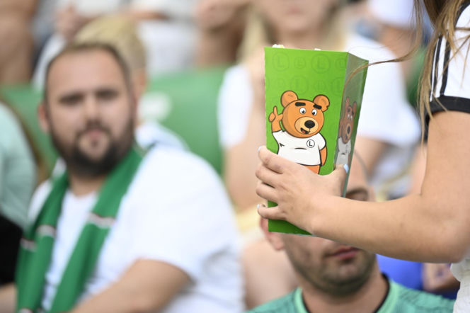 Legia Warszawa - Zagłębie Lubin: Zdjęcia kibiców
