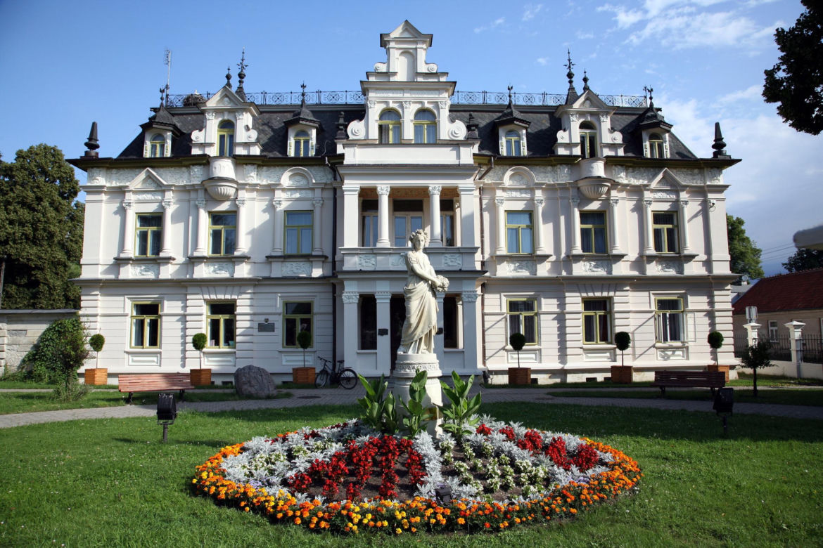Pałac Buchholtzów w Supraślu