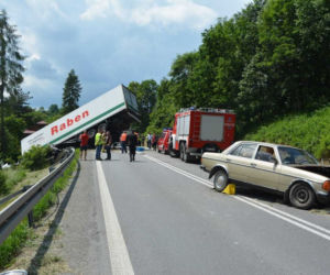 Wypadek autokaru na zakopiance 