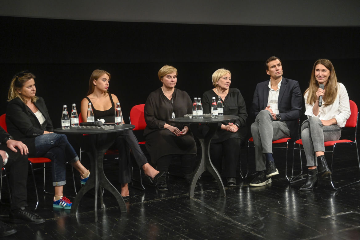 Sebastian Fabijański wraca na salony! Jak teraz wygląda? Pojawił się w Gdyni