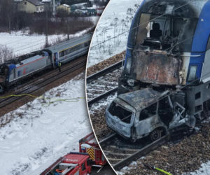 Pociąg i auto w ogniu! Horror na przejeździe kolejowym pod Warszawą
