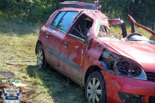 20-latek  jechał „kabrioletem” własnej roboty i doprowadził do kolizji
