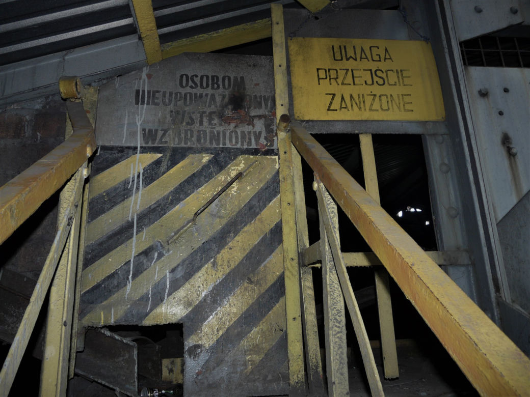 Opuszczona kopalnia Mysłowice tak wyglądała jeszcze rok temu. Ruiny wyburzono, został tylko szyb 
