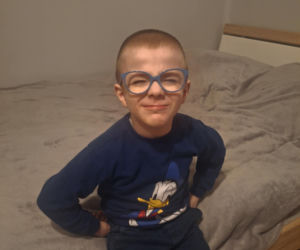 Dramatyczna walka o życie Igorka. „Czas zabiera mu siłę”. Świętokrzyskie jednoczy siły, by zdobyć najdroższy lek świata