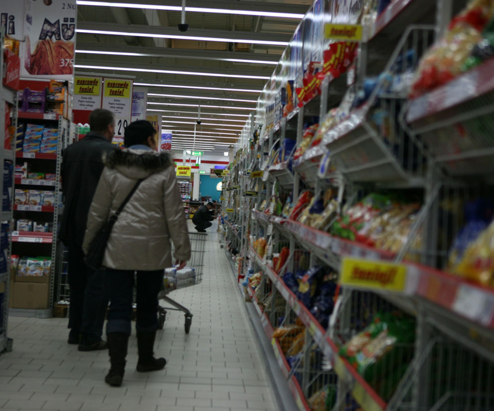 W Krakowie otwarto nowy supermarket. Będą duże promocje dla klientów
