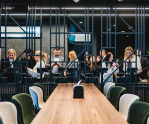 Olivia Prime z restauracją, gdzie AI kontroluje jakość i czas wydania