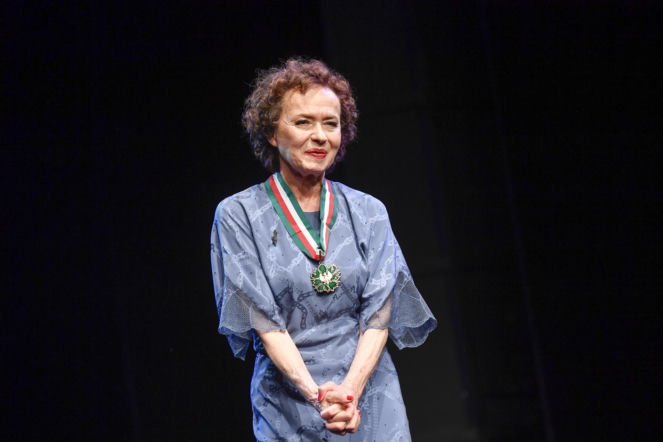 Ikona polskiej sceny przez lata. Tak zmieniała się Joanna Szczepkowska