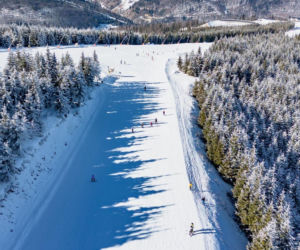Sezon narciarski w Beskidach. Stoki są naśnieżane