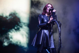 Misternie zaplanowane wizualne widowisko – Epica, Amaranthe i Charlotte Wessels zagrali w Warszawie [RELACJA]