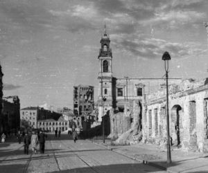 Powstanie Warszawskie. Te same miejsca w stolicy w 1944 roku i dziś