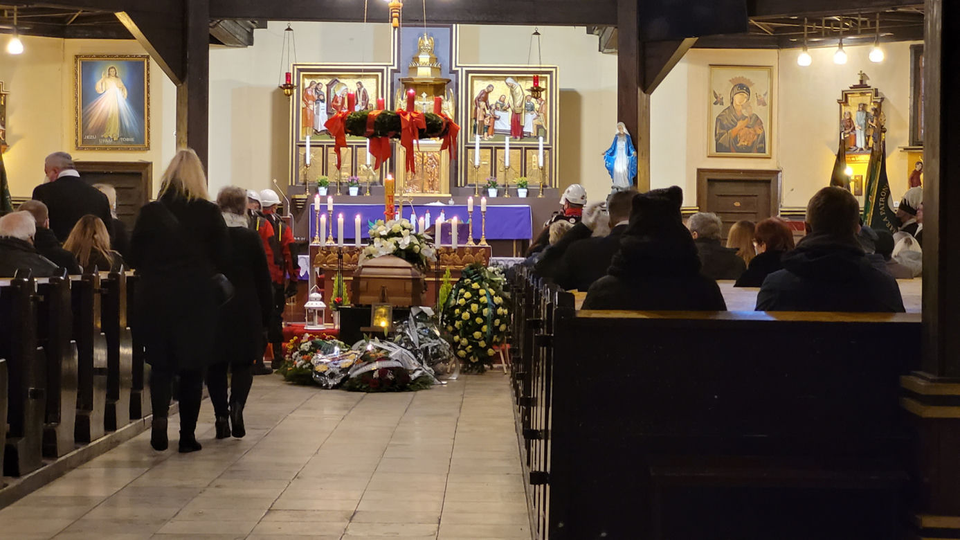 W kopalni Bielszowice doszło do wstrząsu w Barbórkę. Ciało Krzysztofa znaleziono trzy dni później