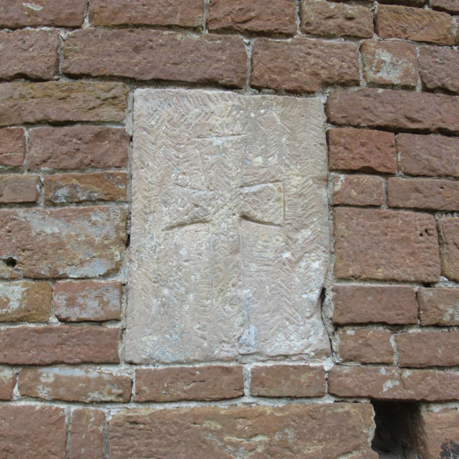 To najmniejsze miasto w województwie łódzkim. Powstało w średniowieczu, a jeszcze niedawno było wsią