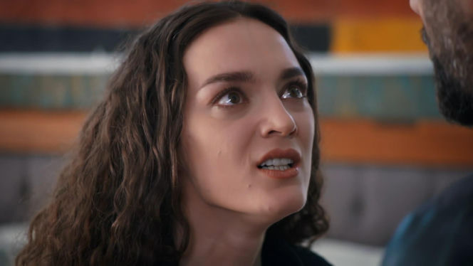 Dziedzictwo, odc. 852. Nana, Acar