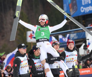 Koniec wspaniałej ery skoków. Kamil Stoch oddał ostatni skok w karierze 