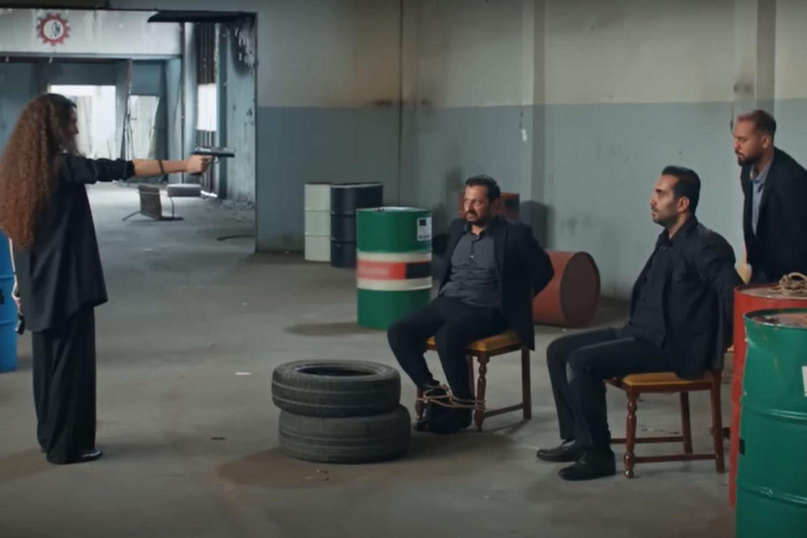Nana obezwładni Idrisa i jego ludzi 