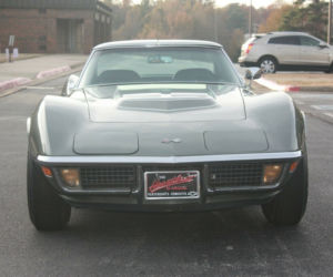 Corvette C3 Stingray z przebiegiem 2155 km