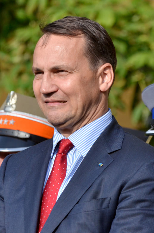Doradca Putina chce pisać przemówienia dla Sikorskiego