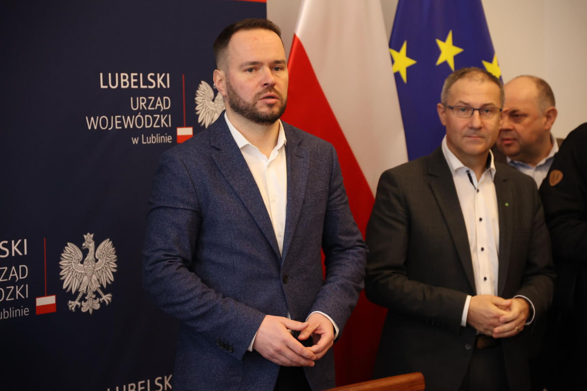 Protest rolników 20 marca przed Lubelskim Urzędem Wojewódzkim w Lublinie