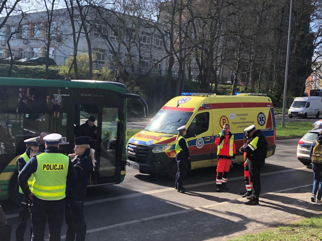 Straszny wypadek autobusów w Szczecinie. Kilkunastu poszkodowanych, w tym 7 dzieci
