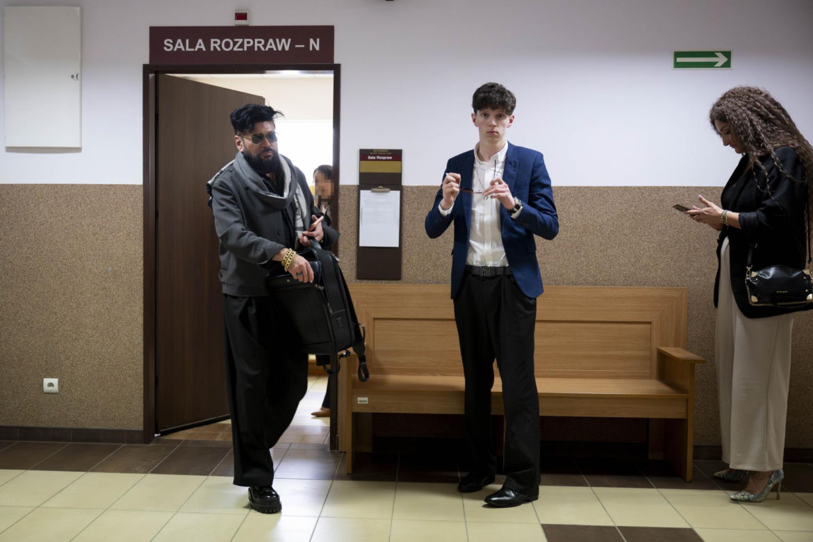 Krzysztof Rutkowski, Aleksander Zych i Natasha Zych w sądzie. Chodzi o alimenty