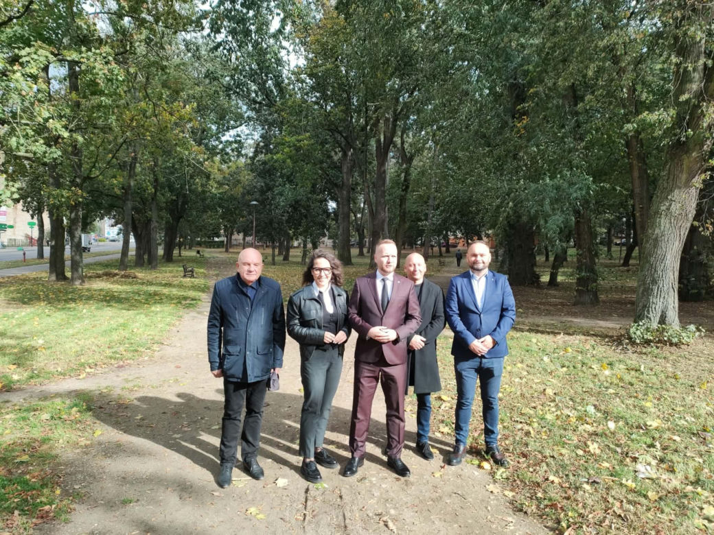 Blisko 12 milionów złotych na tereny zielone w Łomży. Zmiany zajdą na terenie Parków Ludowego, Jakuba Wagi i przy ulicy Katyńskiej