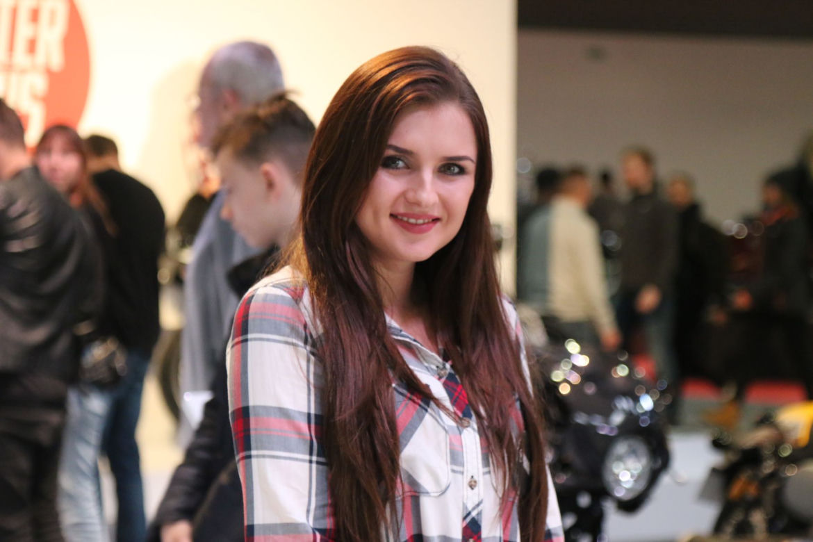 Dziewczyny z Motor Show Poznań 2016