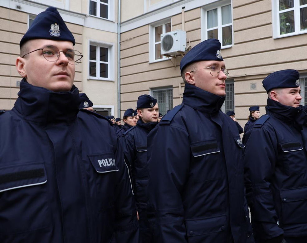 Wielkopolska policja. Uroczyste ślubowanie nowych policjantek i policjantów w Poznaniu