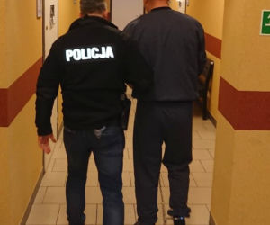 Włamanie w podbydgoskim Niemczu! Sprawca rzucił się na 30-latka z siekierą 