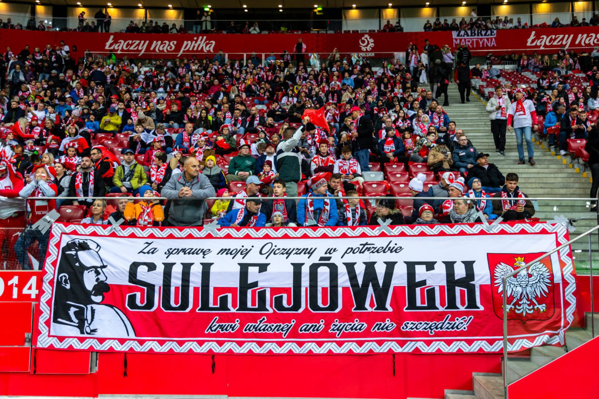 Kibice na meczu Polska -Mołdawia