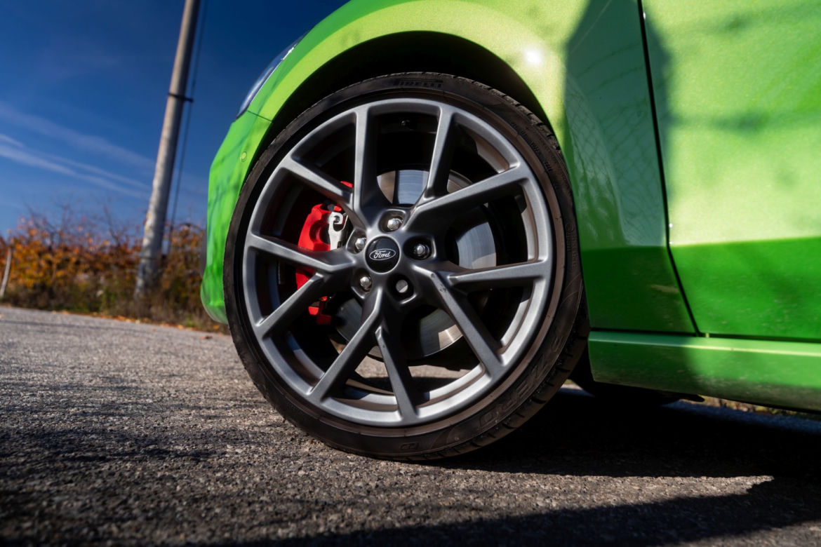 Ford Focus ST X 2.3 EcoBoost 280 KM M6