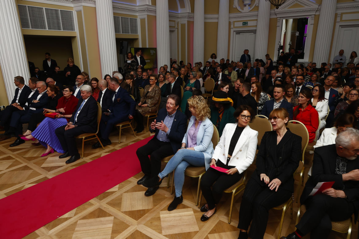 Laureaci Vivelo Book Awards 2023