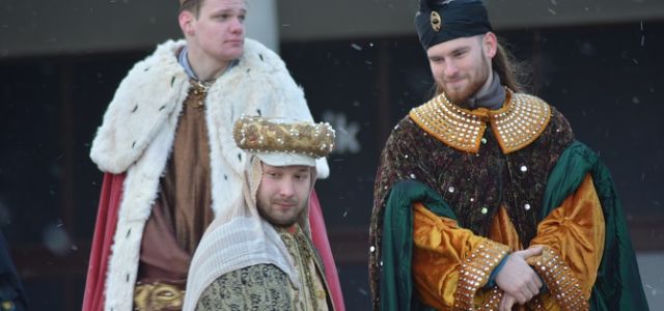 Orszak Trzech Króli - historia i tradycja. Skąd wziął się ten zwyczaj?  