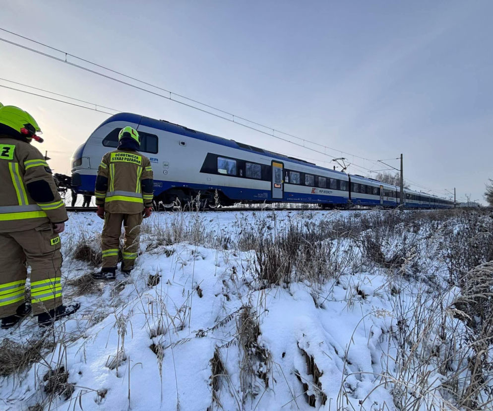 Maszynista zatrzymał pociąg. Zauważył metrowy ubytek w szynach 