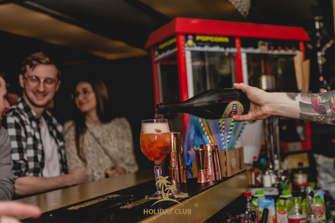 Szczecinianie w Holiday-Club. Zobacz, jak się bawią mieszkańcy! 