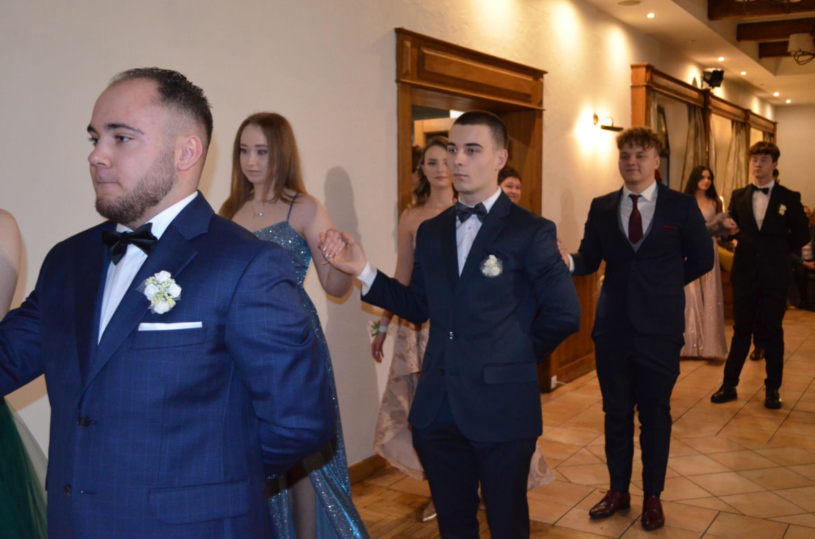 Za STO dni matura. Bal Społecznego Liceum STO w Starachowicach