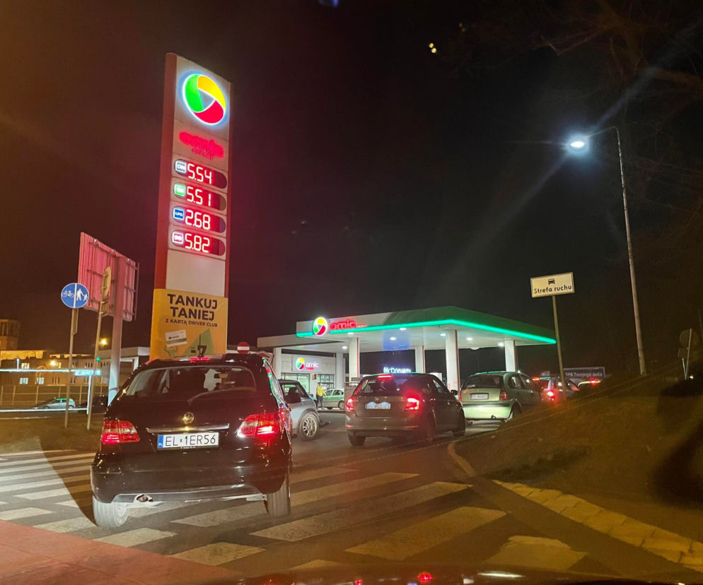 kolejki na stacje