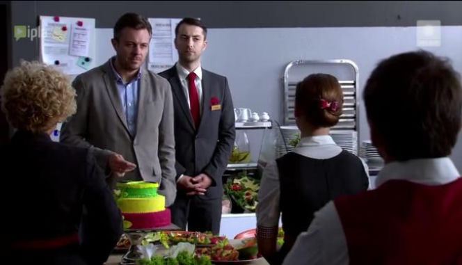 Hotel 52 sezon 7 odcinek 91. Andrzej (Marek Bukowski), Tomasz (Filip Bobek)