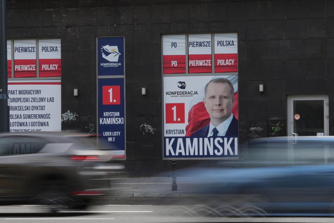 Plakaty wyborcze przed wyborami do Parlamentu Europejskiego 2024