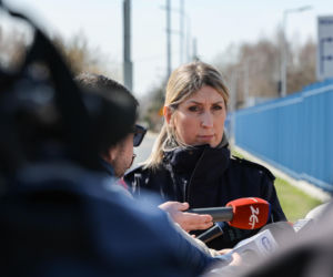 Strzały w łódzkiej fabryce, 400 osób ewakuowanych. Trwa obława