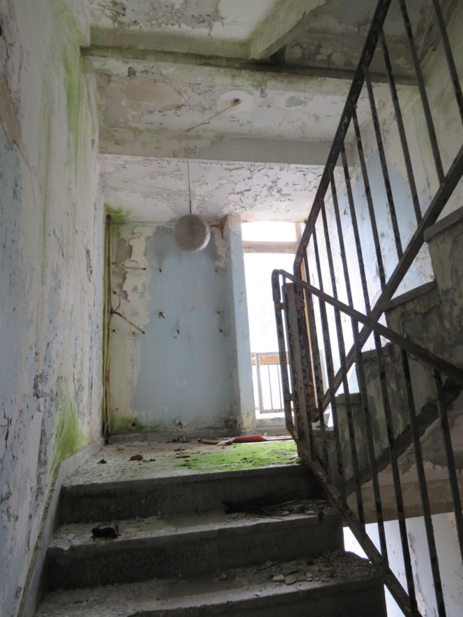 Wnętrze Szpiegowa w Warszawie