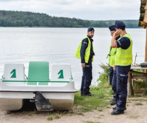 Dwóch mężczyzn utonęło w jeziorze Chomiąskim. Alkohol i narkotyki w tle
