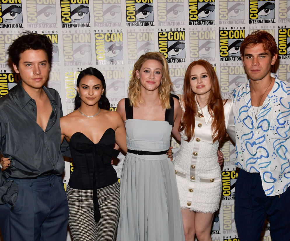 Obsada Riverdale - Cole Sprouse, Camila Mendes, Lili Reinhart i KJ Apa