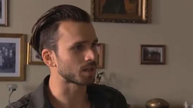Barwy szczęścia odc. 1050. Alek Korycki (Krzysztof Wach)