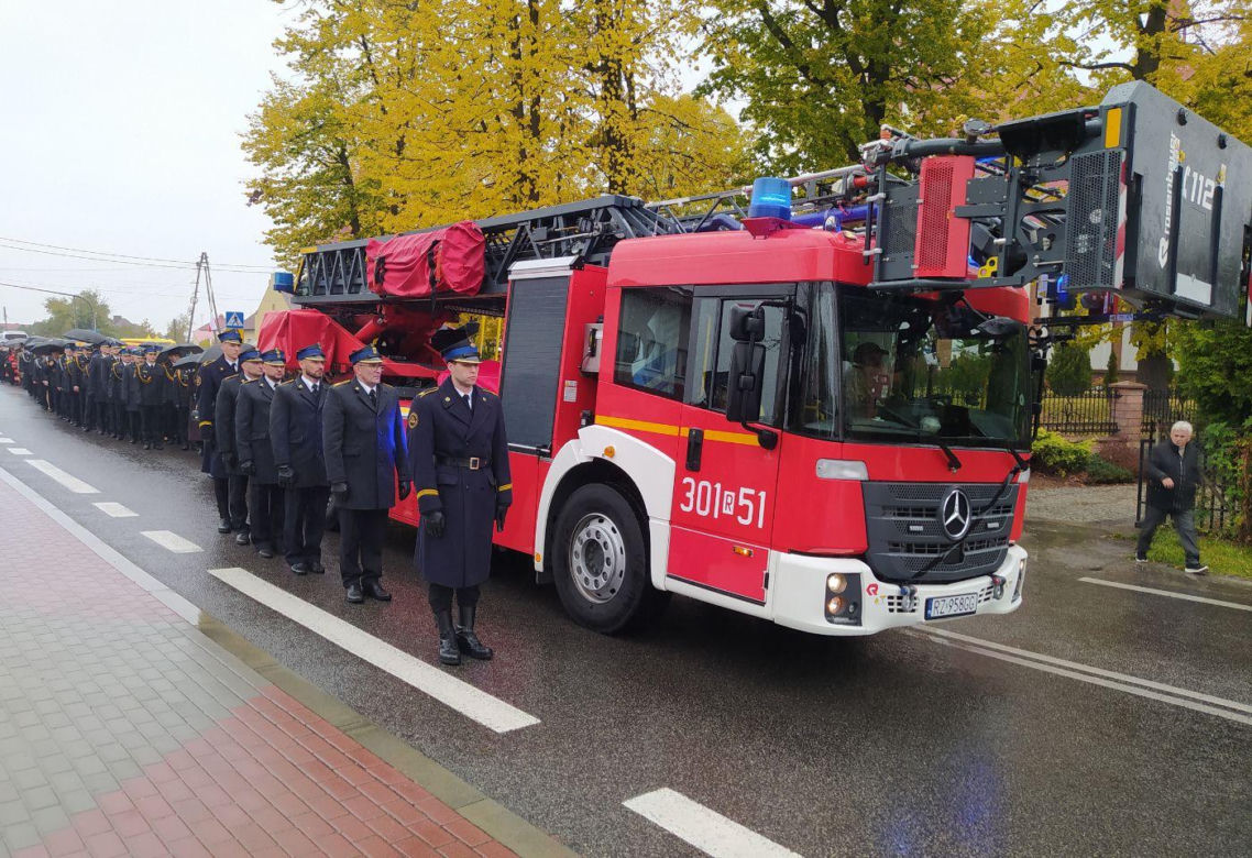 Pogrzeb asp. Bartłomieja Pieroga, jednego z dwóch strażaków, którzy zginęli w pożarze w Nisku